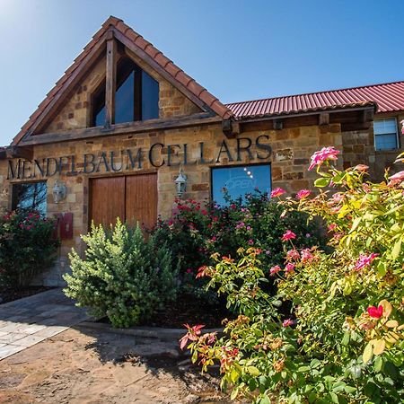 Pecan Cabin เฟรเดอริกส์เบิร์ก ภายนอก รูปภาพ